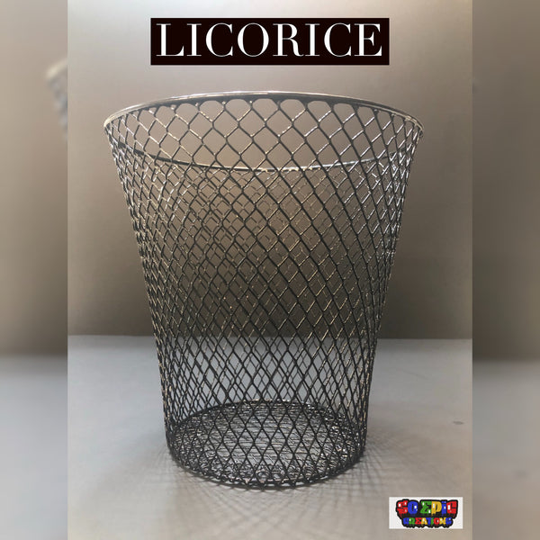 Black Trash Can “LICORICE”